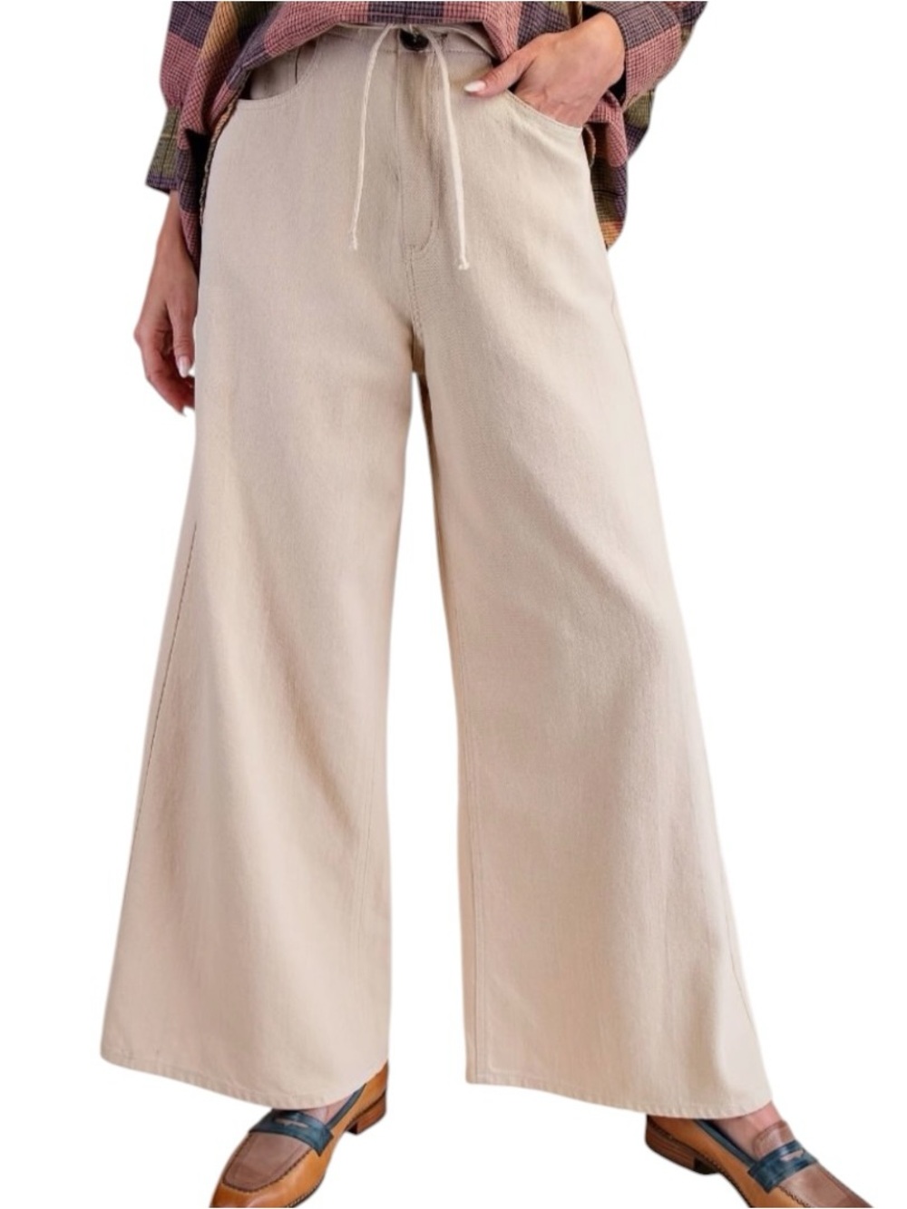 610:  EASEL NWT PANTS KHAKI (H40)